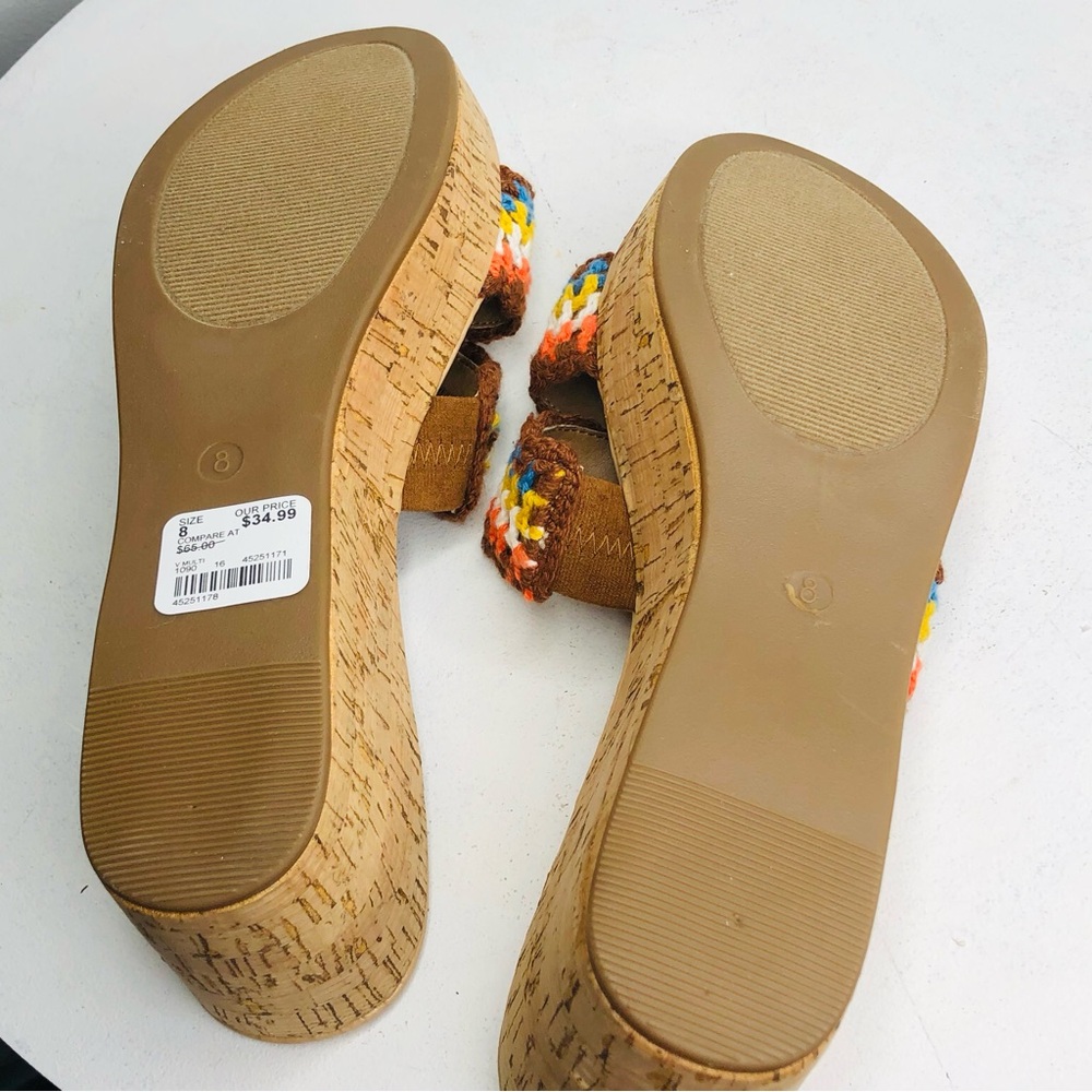 Comfort multi color crochet wedge sandals SZ 8. RR1 - Picture 4 of 11